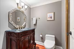 132 E Delaware Pl, Chicago, IL 60611 - Photo 33