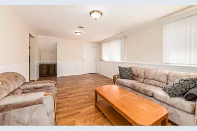 8516 N Ozanam Avenue, Niles, IL 60714 - Photo 13