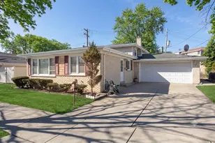 8516 N Ozanam Ave, Niles, IL 60714 - Photo 1