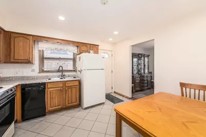 8516 N Ozanam Avenue, Niles, IL 60714 - Photo 5