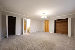 1601 Barthelone St, Crest Hill, IL 60403 - Photo 17