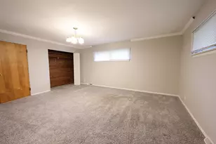 1601 Barthelone St, Crest Hill, IL 60403 - Photo 15