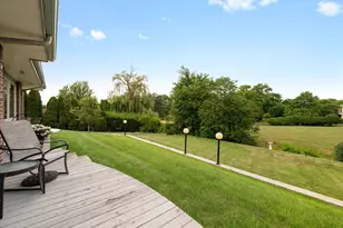 14 Hamilton Ln, Oak Brook, IL 60523 - Photo 17