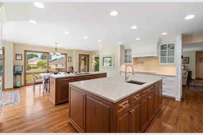 14 Hamilton Lane, Oak Brook, IL 60523 - Photo 9
