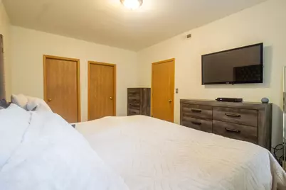 2335 E 70th Place #205, Chicago, IL 60649 - Photo 21