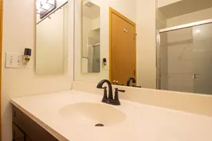 2335 E 70th Pl, Chicago, IL 60649 - Photo 19