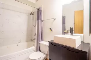 2335 E 70th Pl, Chicago, IL 60649 - Photo 23