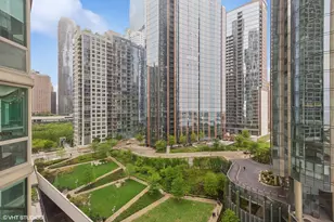 195 N Harbor Dr, Chicago, IL 60601 - Photo 31