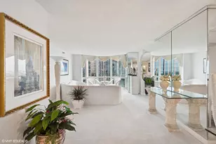 195 N Harbor Dr, Chicago, IL 60601 - Photo 3