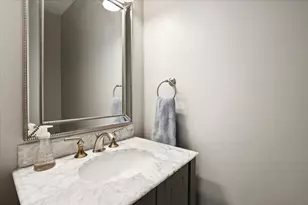 1814 Torrey Pkwy, Libertyville, IL 60048 - Photo 11