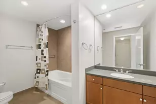 130 N Garland Ct, Chicago, IL 60602 - Photo 13