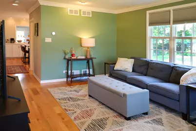 28W719 Barnes Avenue, West Chicago, IL 60185 - Photo 13