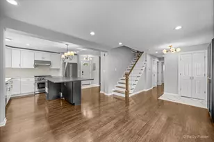 336 Orchard Terrace, Roselle, IL 60172 - Photo 5