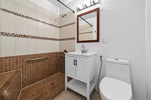 420 Berkshire Ln, Des Plaines, IL 60016 - Photo 11