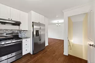 420 Berkshire Ln, Des Plaines, IL 60016 - Photo 7