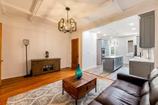 5403 S Greenwood Ave, Chicago, IL 60615 - Photo 11