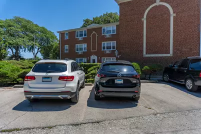 4855 Dobson Street #304, Skokie, IL 60077 - Photo 3