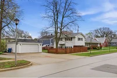155 E Madison Street, Elmhurst, IL 60126 - Photo 3