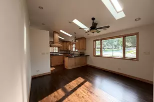 465 Arizona Blvd, Hoffman Estates, IL 60169 - Photo 3