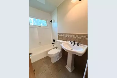465 Arizona Boulevard, Hoffman Estates, IL 60169 - Photo 9
