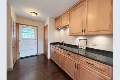 465 Arizona Boulevard, Hoffman Estates, IL 60169 - Photo 15