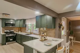 1826 Leonard Rd, Rockford, IL 61109 - Photo 7