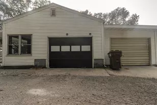 1826 Leonard Rd, Rockford, IL 61109 - Photo 47