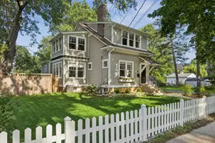 84 S Caroline St, Crystal Lake, IL 60014 - Photo 3