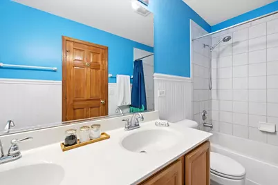 1674 Rolling Hills Drive, Crystal Lake, IL 60014 - Photo 23