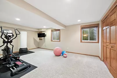 1674 Rolling Hills Drive, Crystal Lake, IL 60014 - Photo 29