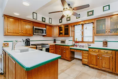 7022 Birchwood Avenue, Niles, IL 60714 - Photo 9