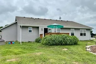 205 Sundance Trail, Capron, IL 61012 - Photo 27