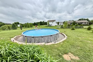 205 Sundance Trail, Capron, IL 61012 - Photo 29