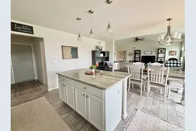 205 Sundance Trail, Capron, IL 61012 - Photo 9