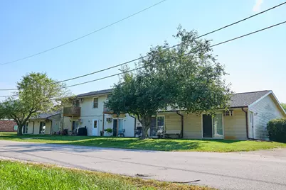 106 108 S 3rd Avenue, Mendota, IL 61342 - Photo 9
