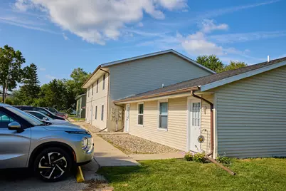 106 108 S 3rd Avenue, Mendota, IL 61342 - Photo 3