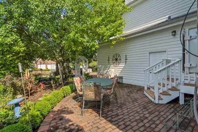 919 Roslyn Road, Glen Ellyn, IL 60137 - Photo 35