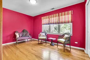 919 Roslyn Rd, Glen Ellyn, IL 60137 - Photo 25