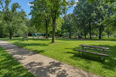 919 Roslyn Road, Glen Ellyn, IL 60137 - Photo 39
