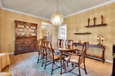 919 Roslyn Road, Glen Ellyn, IL 60137 - Photo 19