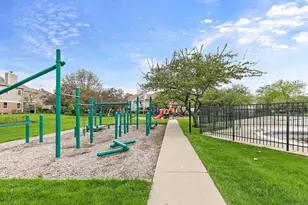 2838 Meadow Ln, Schaumburg, IL 60193 - Photo 23