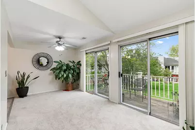 2838 Meadow Lane #W2, Schaumburg, IL 60193 - Photo 5