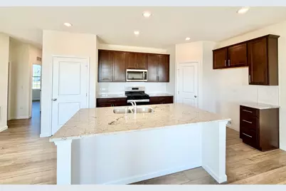 3200 Peyton Circle, Aurora, IL 60503 - Photo 7
