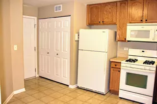 32427 N Mackinac Ln, Lakemoor, IL 60051 - Photo 3
