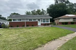 16219 Sussex Ct, Markham, IL 60428 - Photo 1