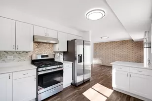 1721 N Wilshire Dr, Arlington Heights, IL 60004 - Photo 17