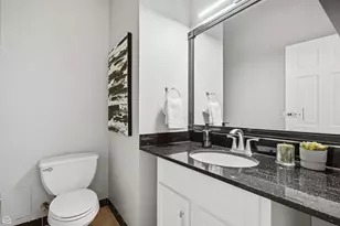 1417 N Bosworth Ave, Chicago, IL 60642 - Photo 29