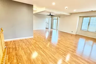 30 Beaconsfield Ct, Lincolnshire, IL 60069 - Photo 5