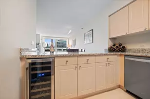 512 N McClurg Ct, Chicago, IL 60611 - Photo 17