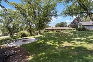 110 Cheri Ln, Antioch, IL 60002 - Photo 19